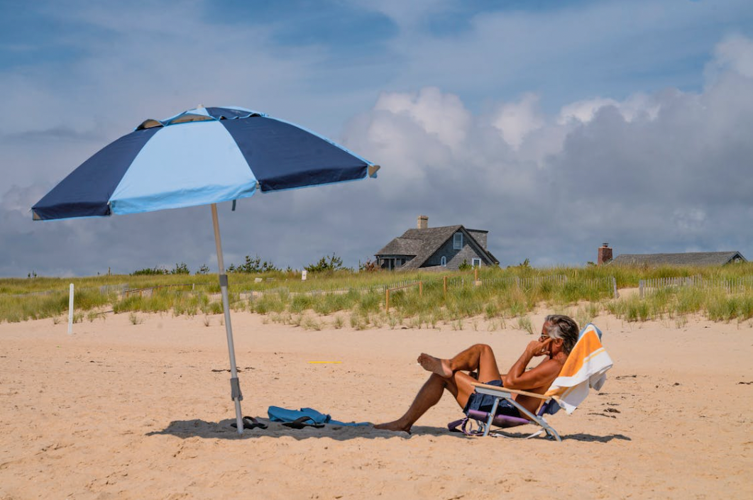 Beach Tent vs. Beach Umbrella: Which Is Better?
